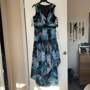 Betsy and Adam Floral Print Chiffon Gown